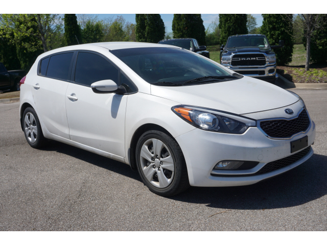 Pre-Owned 2016 Kia Forte LX 4D Hatchback in Collierville #2356D ...